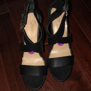 BLACK JESSICA SIMPSON PLATFORM WEDGE SANDAL